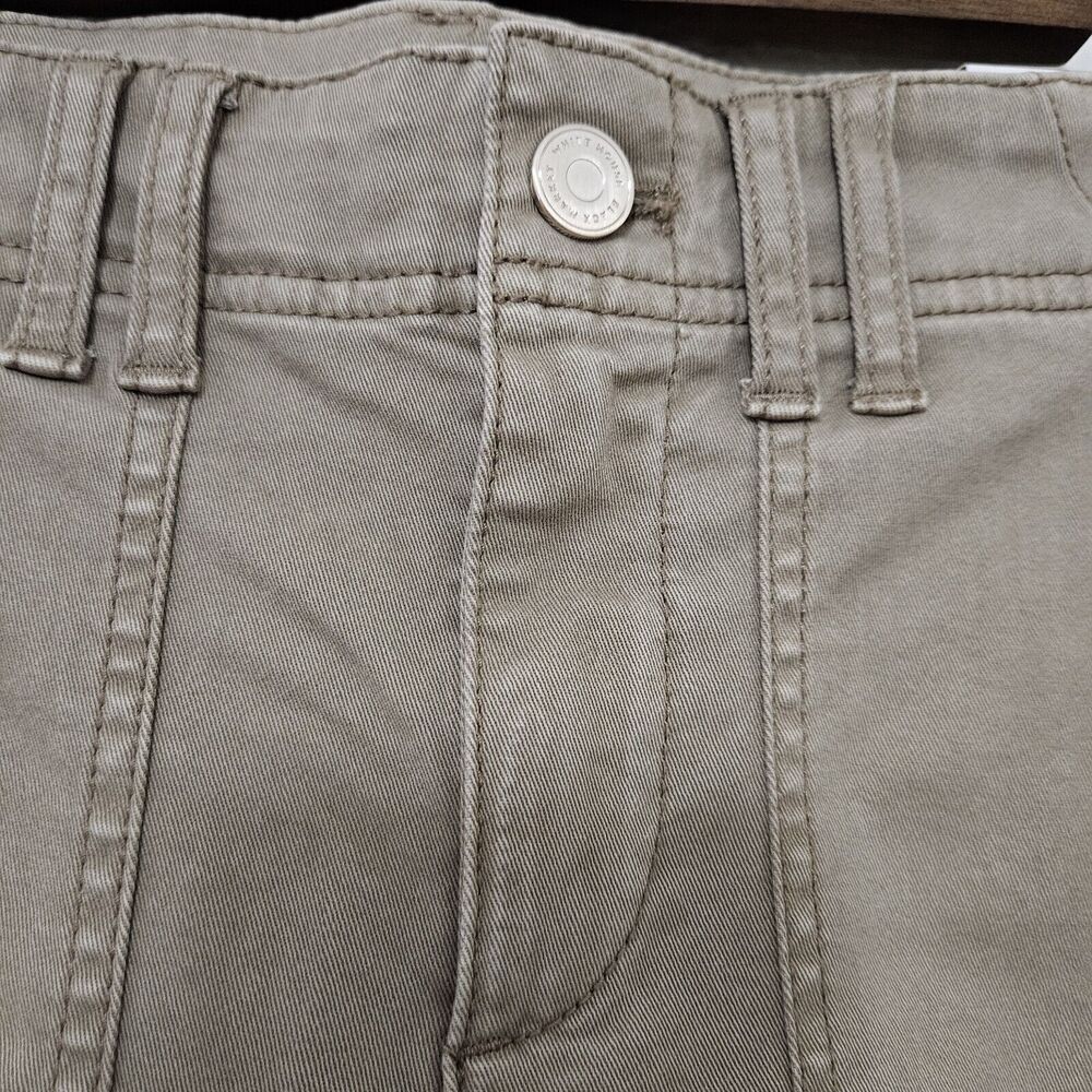 NWT White House Black Market Khaki Ankle Zip Mid Rise Utility Slim Crop Size 2 - Picture 3 of 6
